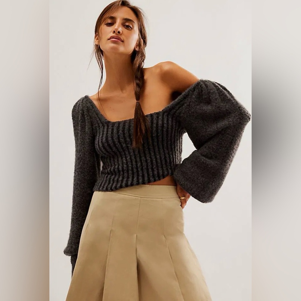 Free People Katie Pullover NWOT Size M